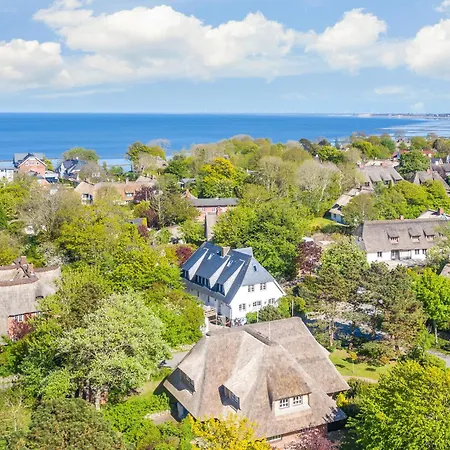 Tuechter カイトゥム